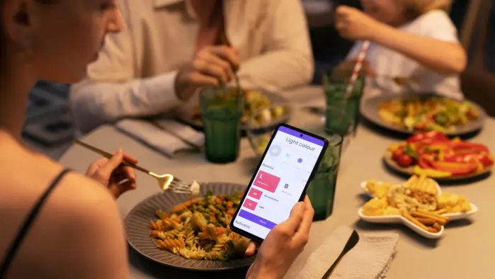 Pedidos y reservas por WhatsApp